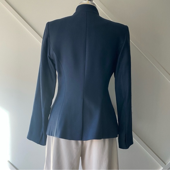 Smythe Double Breasted Crossover Blazer - 4 - Picture 3 of 10